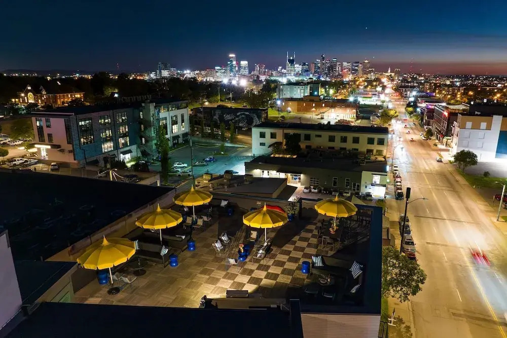 The Carter 503 by Avantstay Mins to Downtown