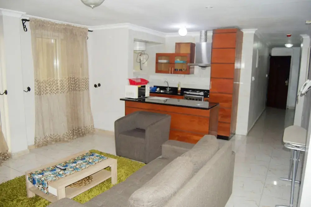 El Mimosa Complex