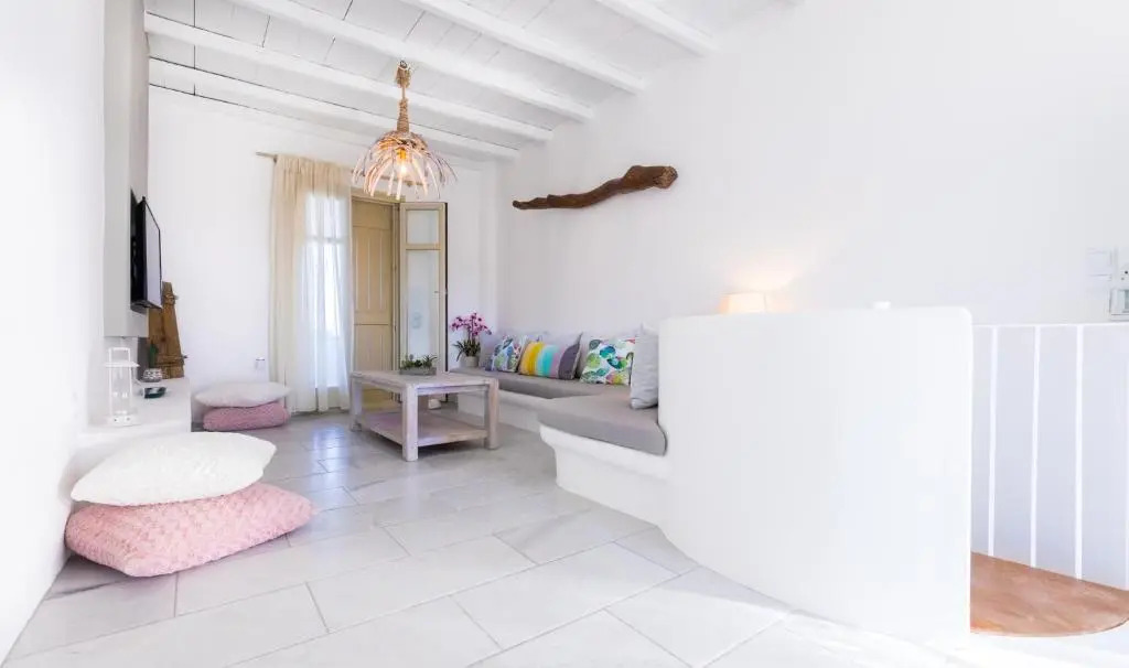 Kallirroe Deluxe Villa with Sea View and Pool