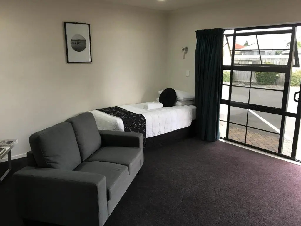 Kiwi Court Motel