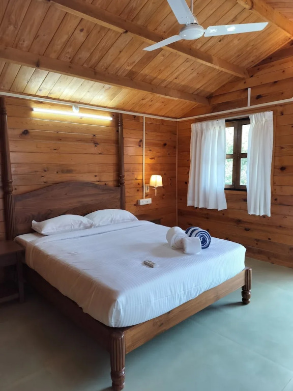 B R Cottages, 200 meters from Patnem Beach