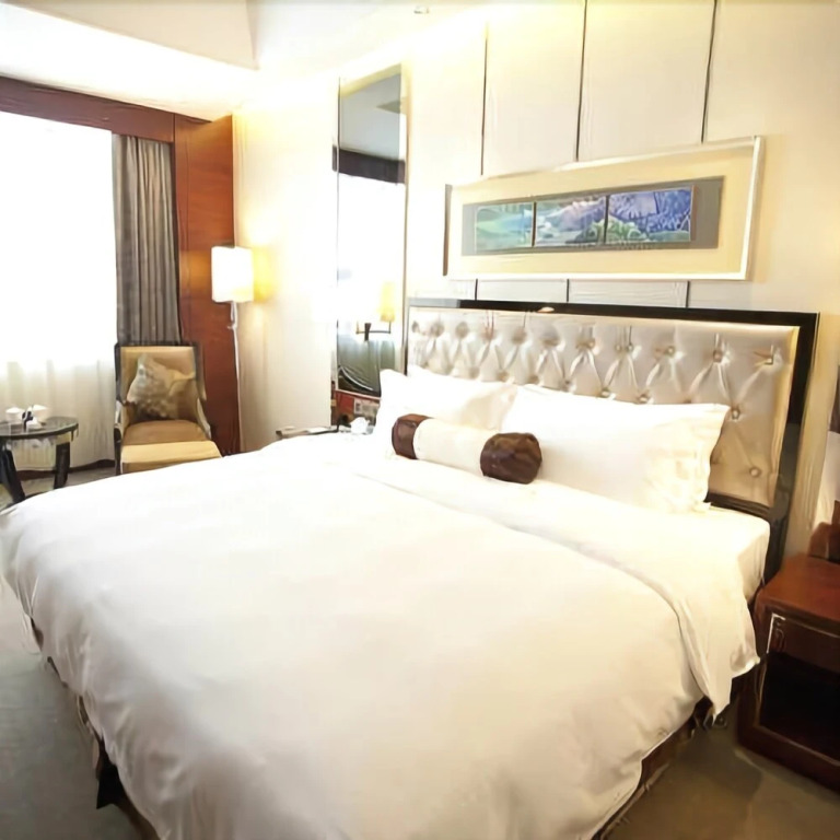 Botai Linzhi Hotel