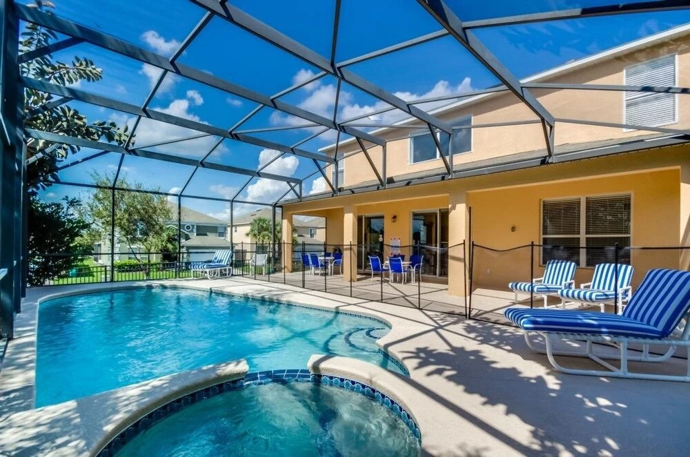 Amazing House! - Emerald - 2696LIC