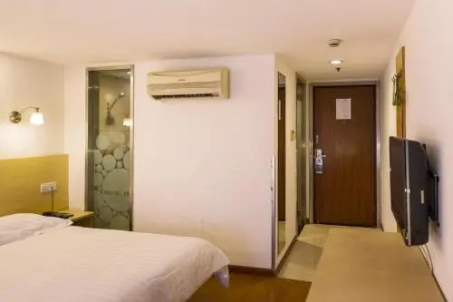 Motel Shanghai Pudong Lianyang New International Expo Centre