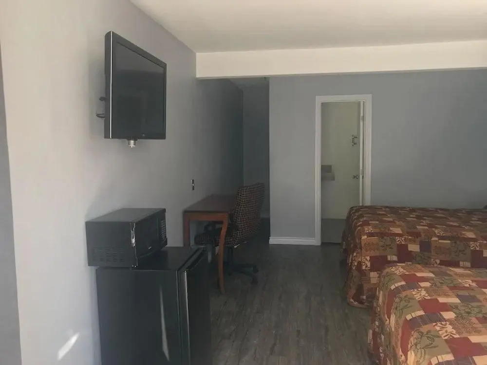 Deano's Motel