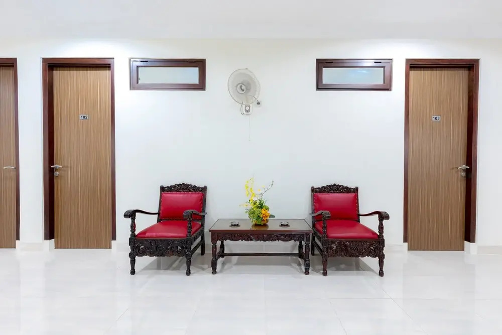 Urbanview Hotel Mitra near Grand Indonesia