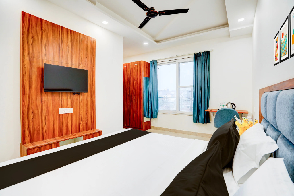 Super Townhouse Sector 93 Noida Expressway