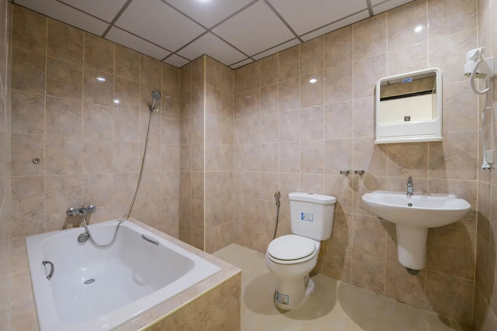 OYO 438 Home 24