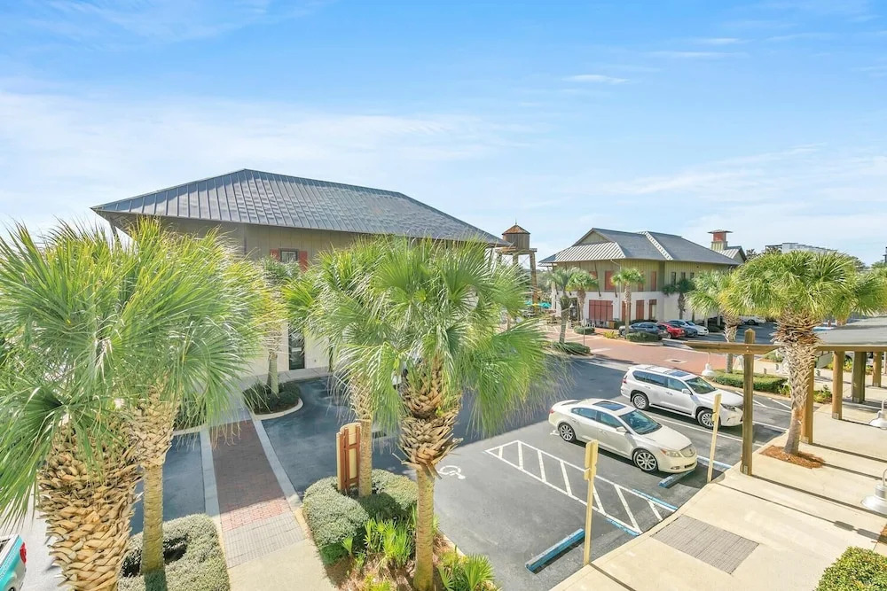 Redfish Village M1222