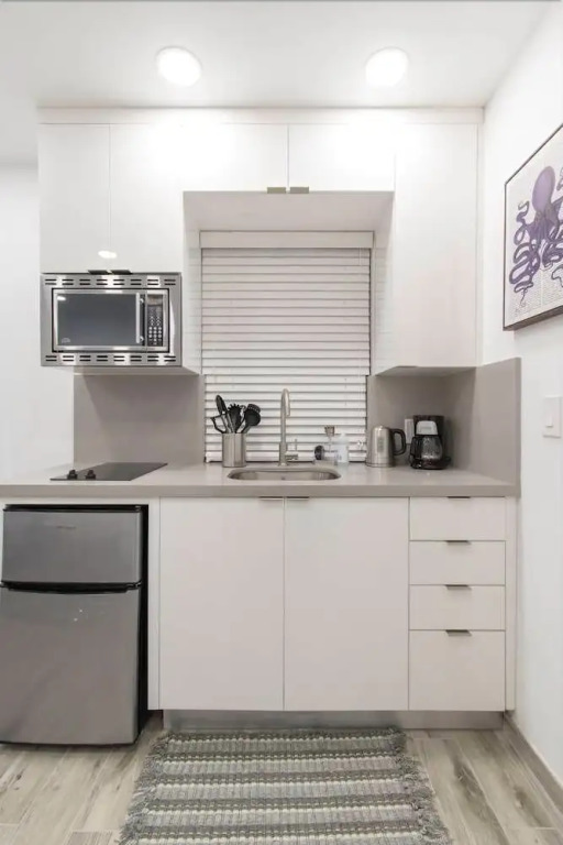 Stylish 1BR W Parking Space & Near the Beach 1