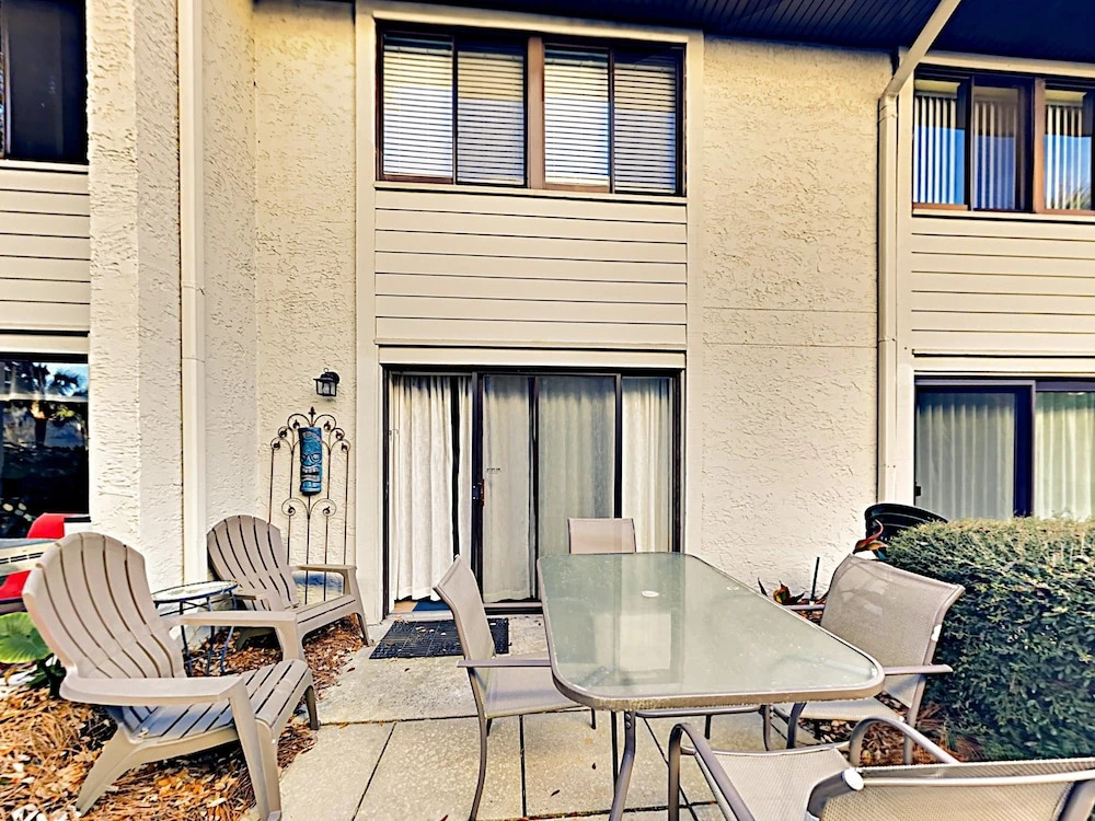 Surf Court 46