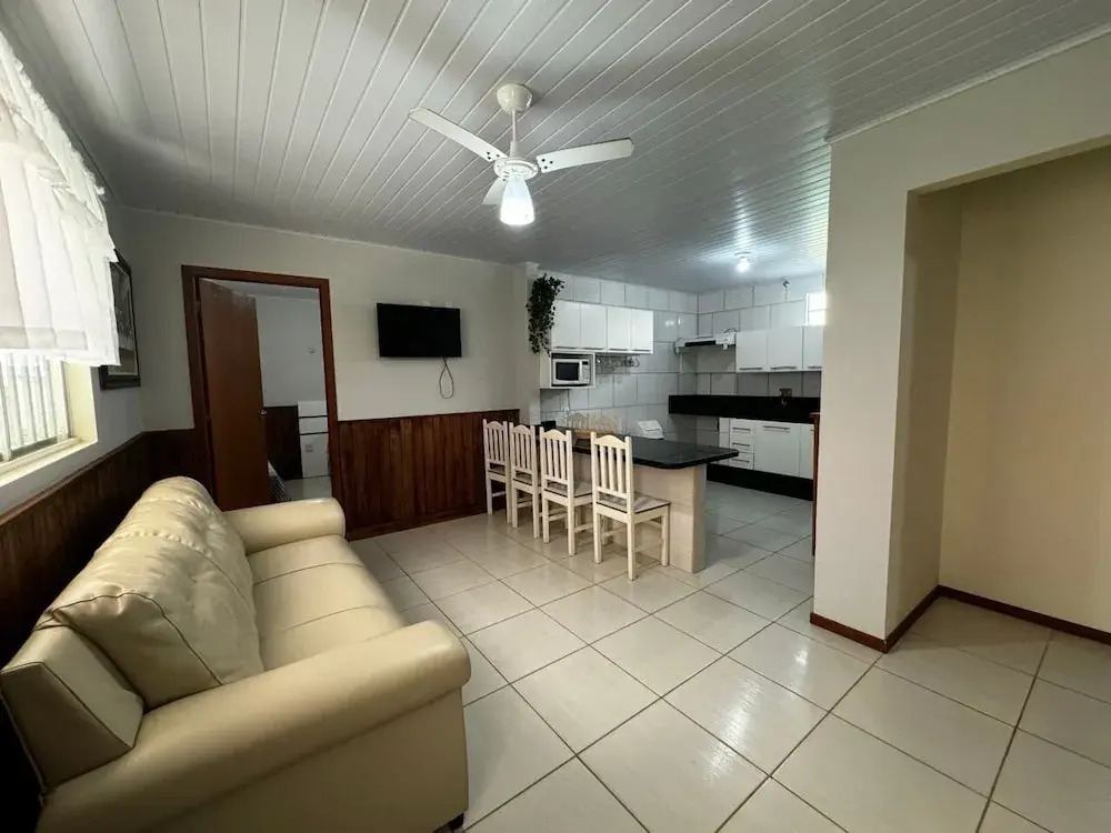 AP 05 Ala Bombinhas Residencial Solavir