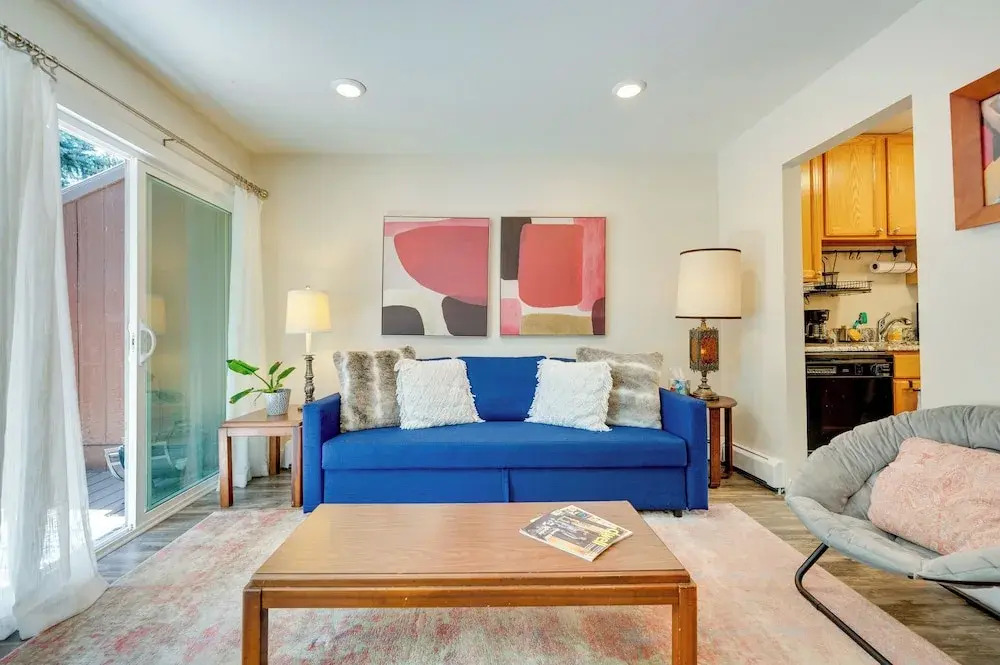 Beautiful Boulder Townhome: Walk to CU & Pearl St!