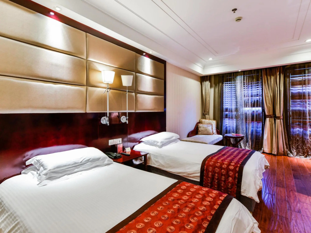 Seventh Heaven Hotel