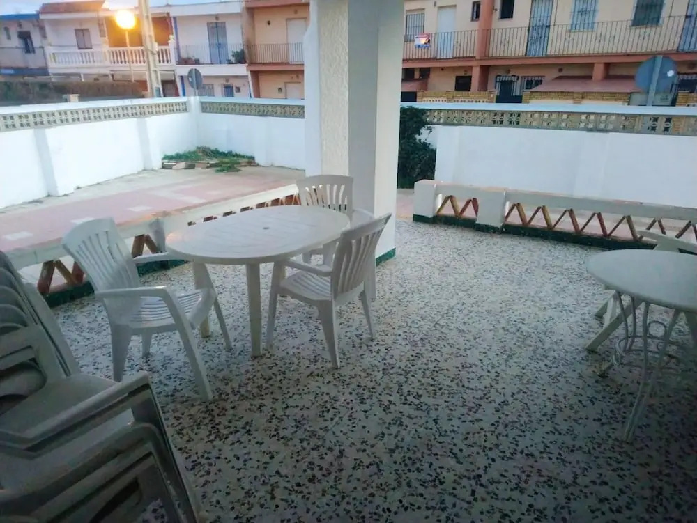 House with 5 Bedrooms in Punta Umbría, with Furnished Terrace And Wifi - 4 M From the Beach