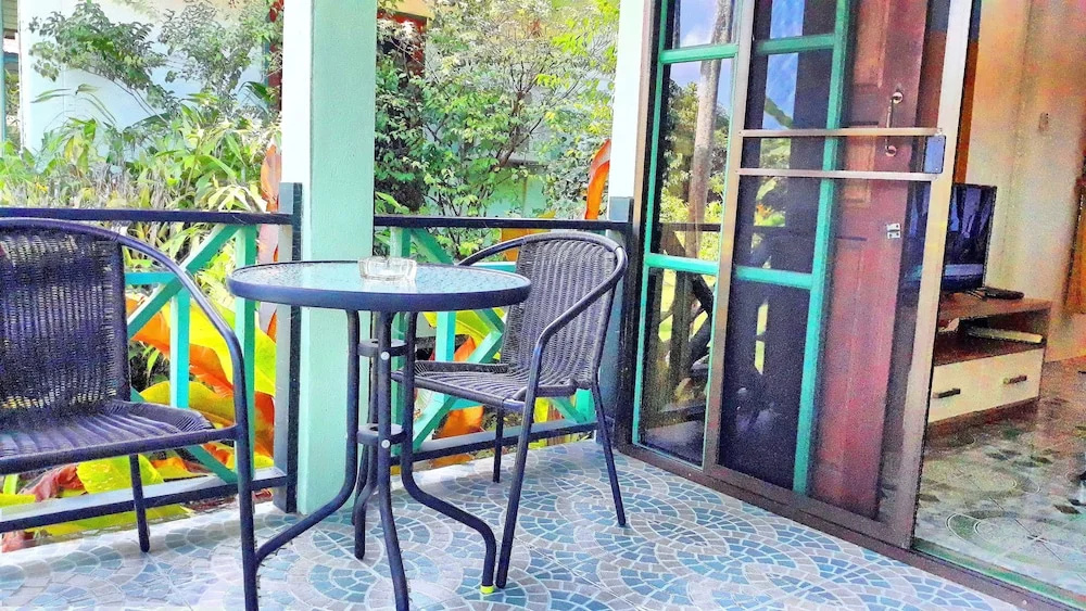 Swiss Chalet Garden, Pool Resort