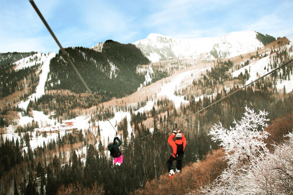 Unequalled Ski in Out, Next to Gondola, Sundial hotel room, Pool, Hot tub, Condo Nast Winner C316A