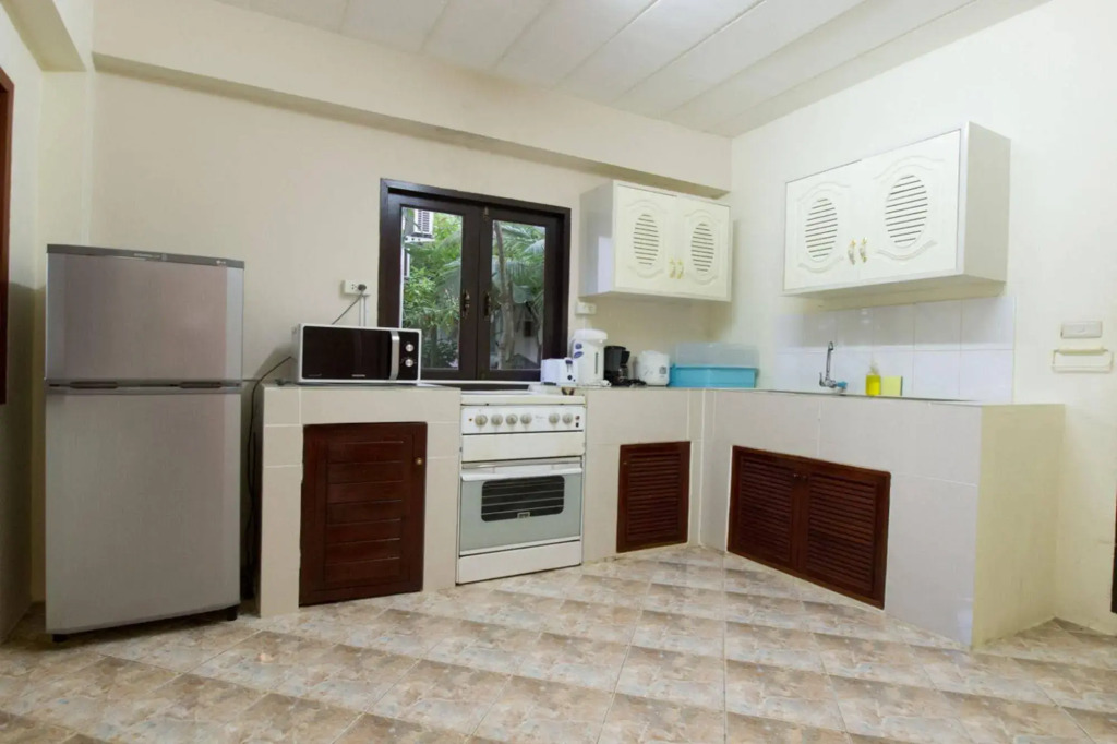 爱沙万别墅酒店(Aisawan Villas)