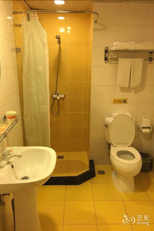 Home Inn Wuhan Jianshe Avenue Qingnian Road