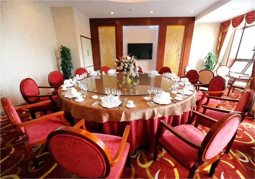 Guanghan Hotel