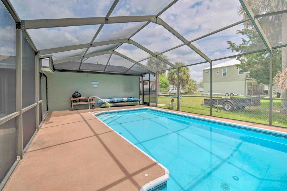 Hernando Beach Home w/ Pool & Canal Access