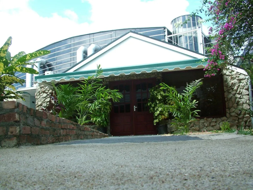 La Petite Maison