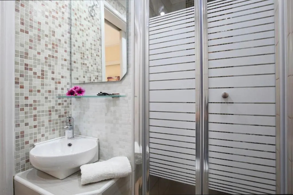 Tasoula Studios & Apartments