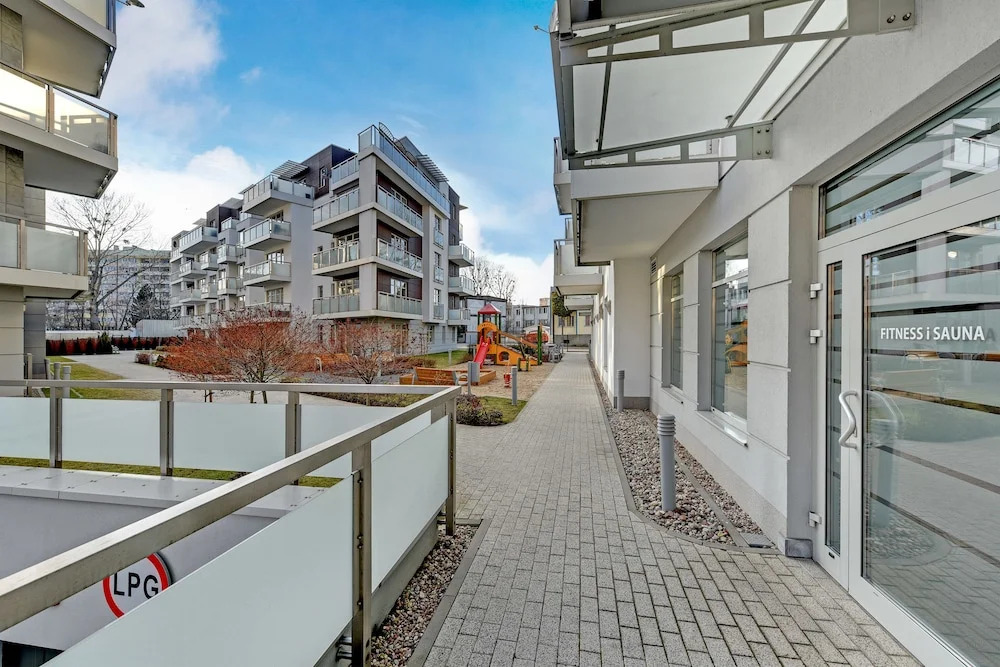 Marina Residence