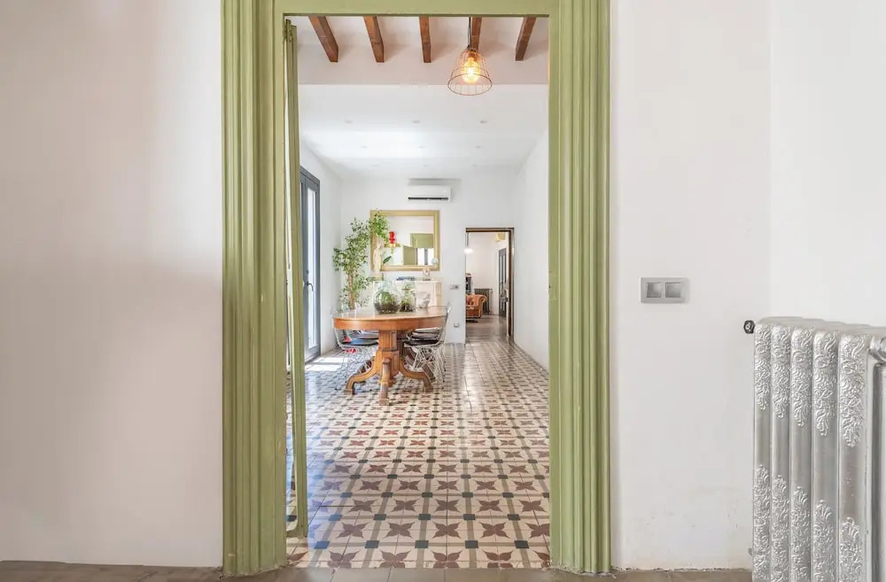 Dog Admiral - Urban Guest House