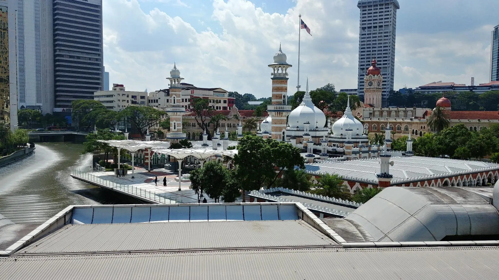 DENAI The Backpackers Residence