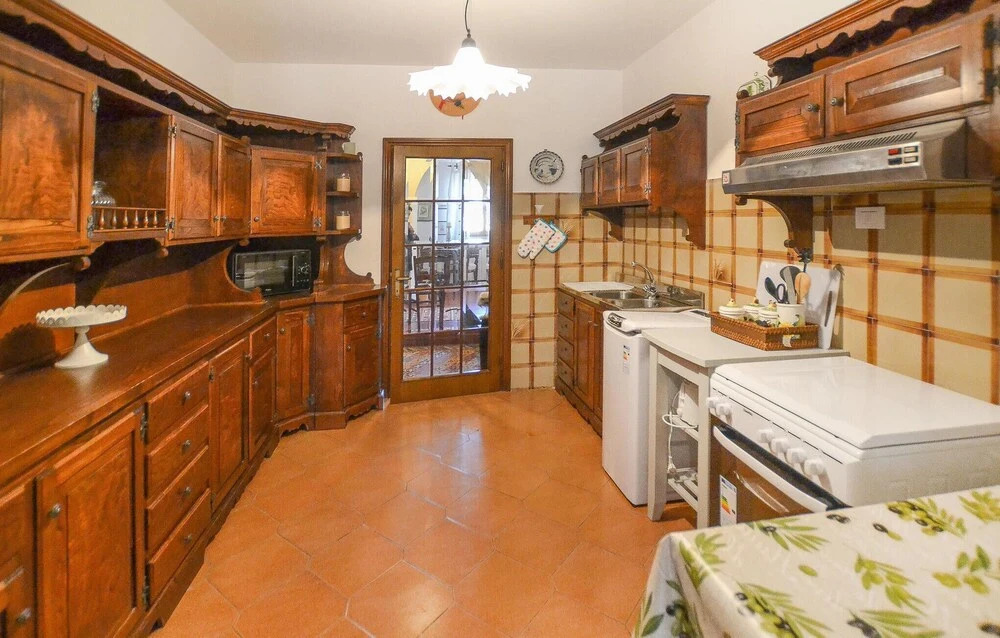 Amazing Apartment in Lucignano With Outdoor Swimming Pool, Wifi and 2 Bedrooms