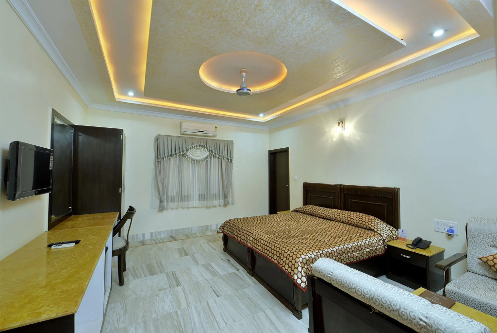 Hotel Sky Plaza - Best ever view of Jaisalmer Fort