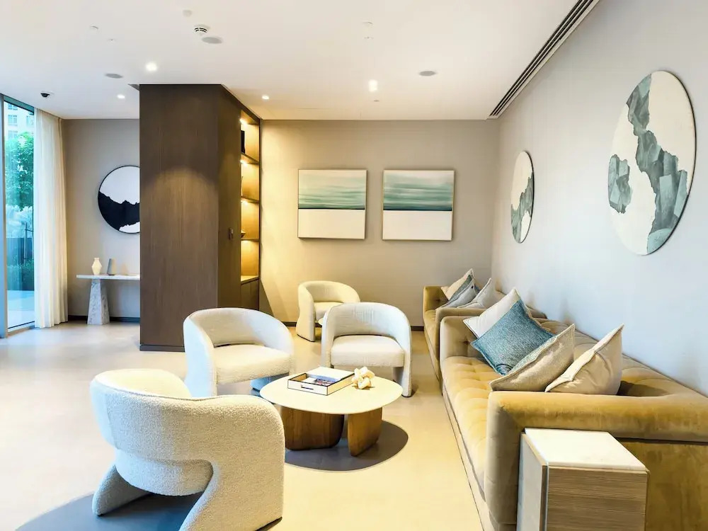 Direct Burj Khalifa View I Minutes Walk to Dubai Mall I Stunning Fountain Views I One Lux Stay Grande Signature Residence
