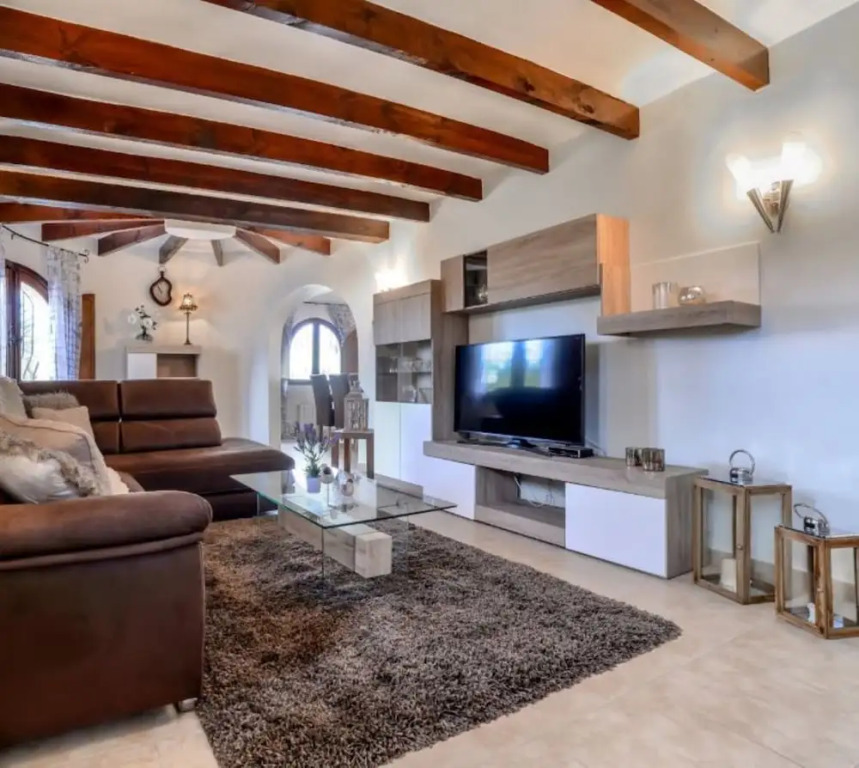 Villa - 3 Bedrooms with Pool and WiFi - 106411