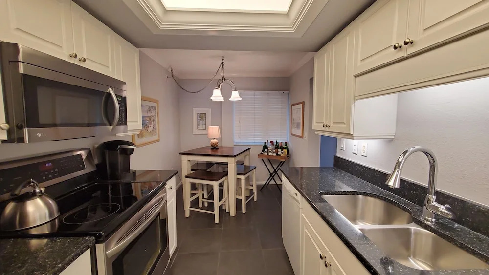 Tivoli by the Sea Unit 504 2 Bedrooms 2 Bathrooms Apts