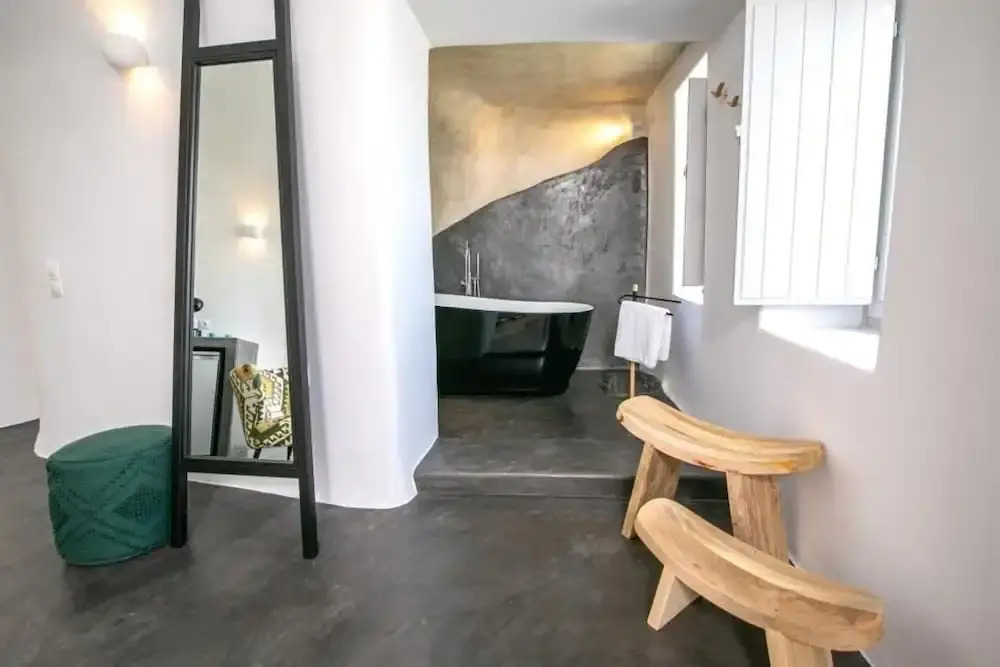 Elysian Santorini Oia Luxury Cave Villa With Outdoor Hot Tub With Sea Sunset View