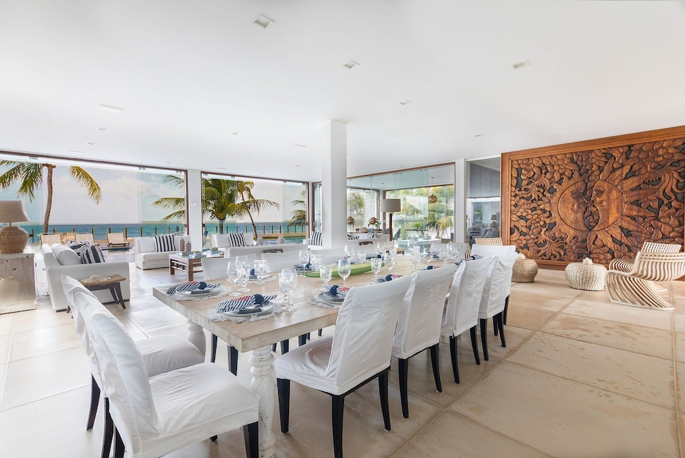 Casa dos Corais - Foot in the Sand by Carpediem