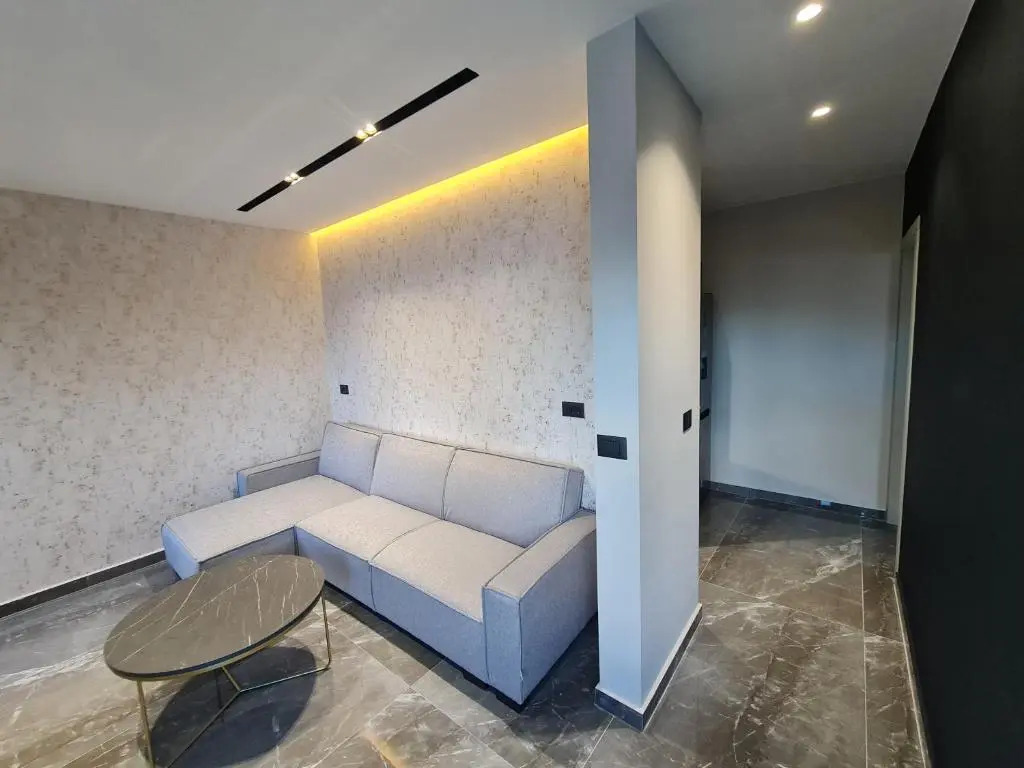 La Mirage Apartment 02