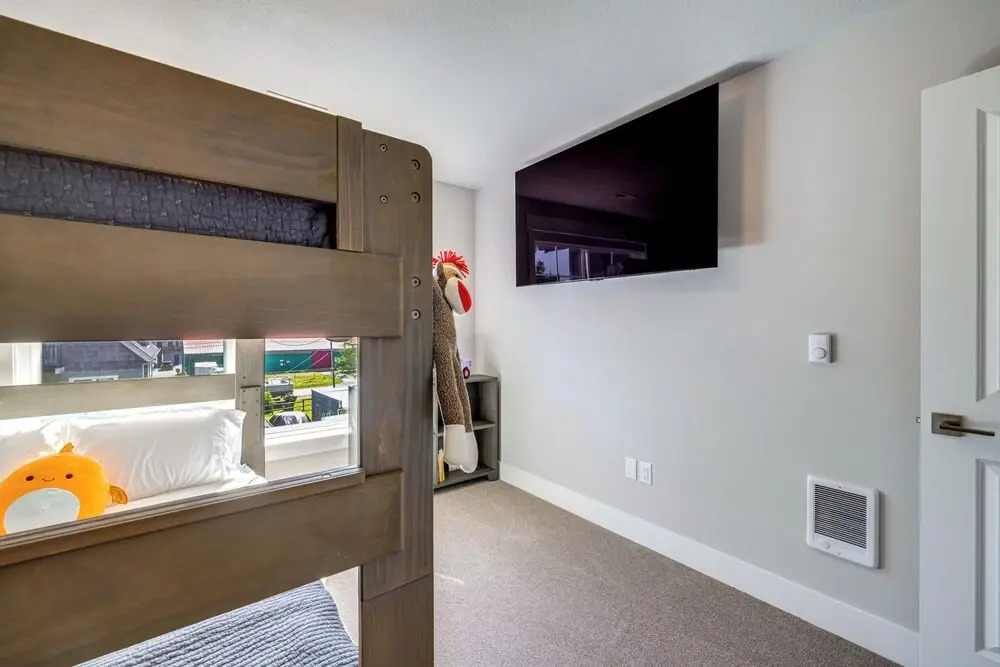 River & Marina View: Hammond Townhome w/ Hot Tub