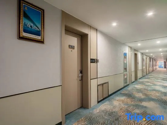 Super 8 Hotel (Liaocheng People's Square)