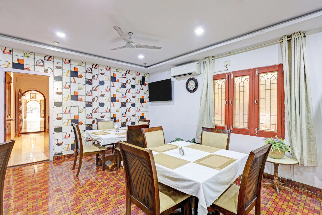 Townhouse Seethammadhara Junction Formerly Vijaya Residency