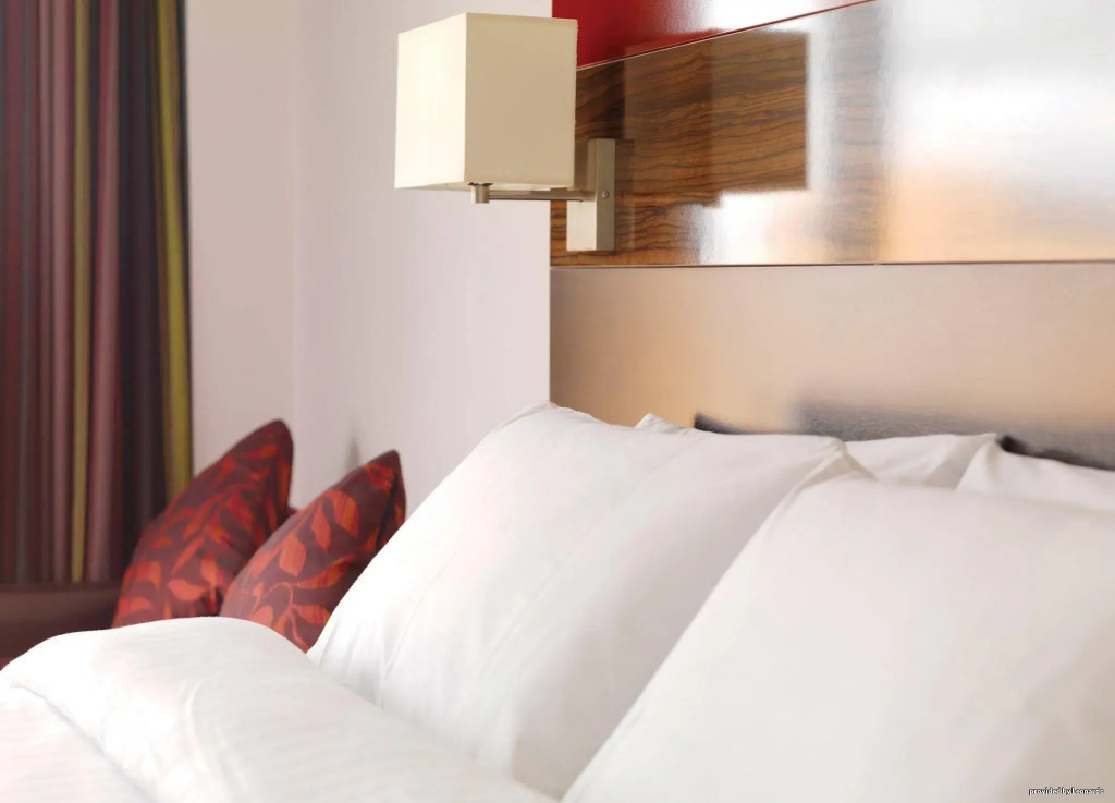 Clayton Hotel Cardiff
