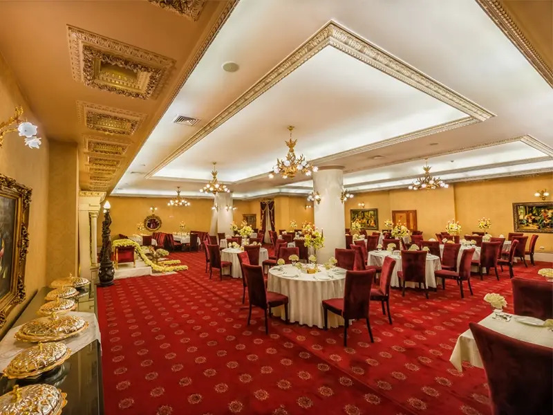 Ghasr Talaee Hotel