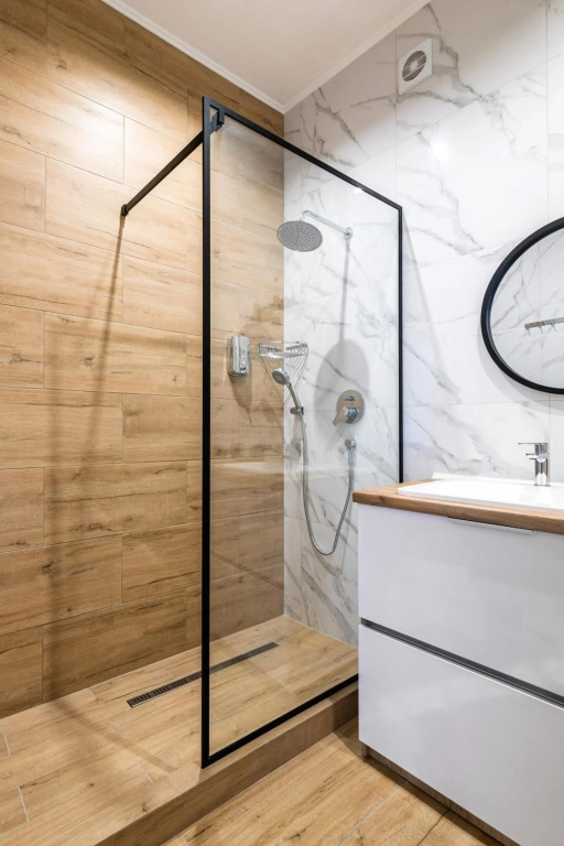 Modern studio apartment in the city of center