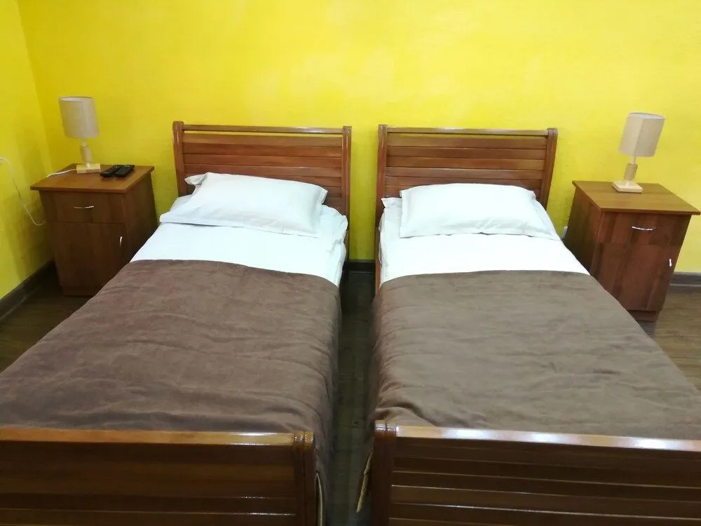 Art Garden Hostel and Tours