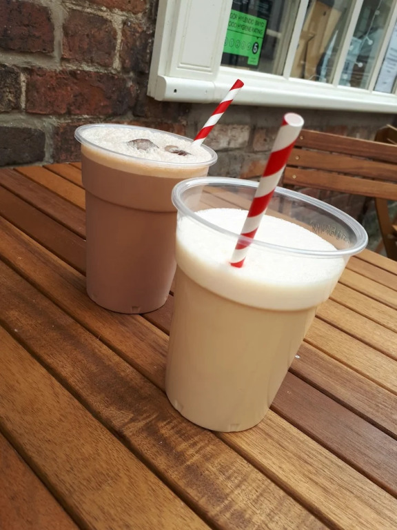 Ty Glyndwr Bunkhouse, Bar and cafe
