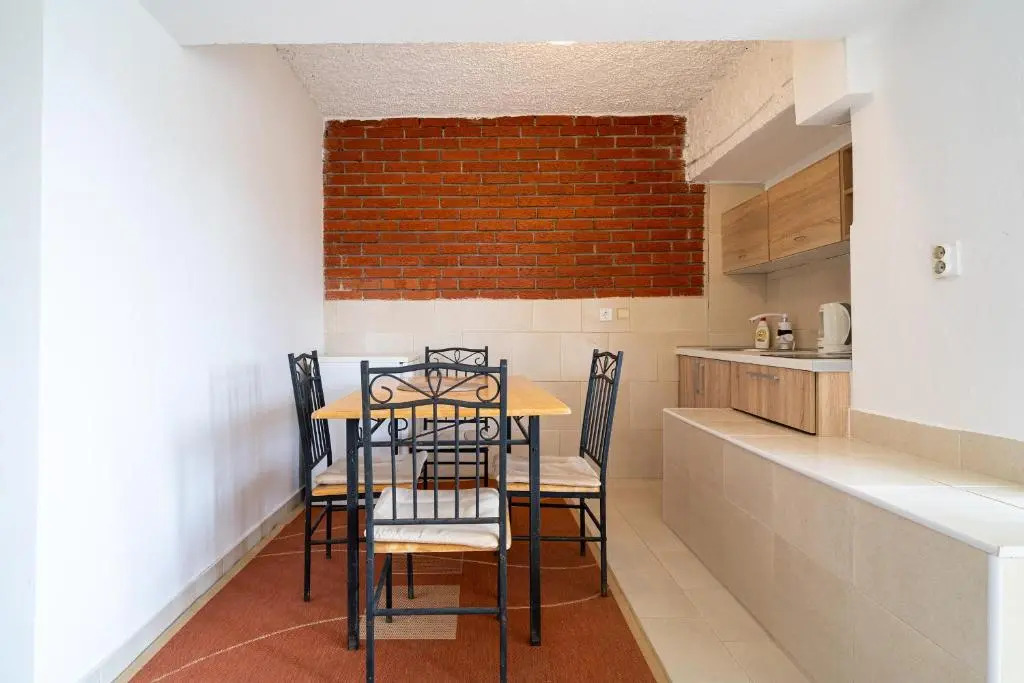 Guest House Ana
