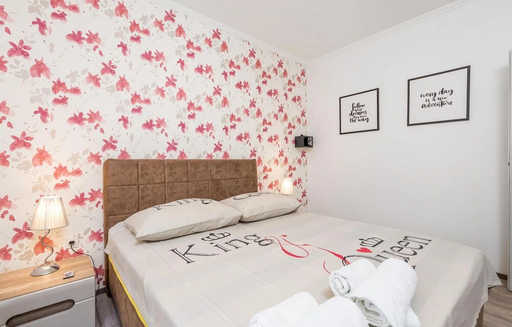 Nice Apartment in Rijeka With Wifi, Outdoor Swimming Pool and 2 Bedrooms