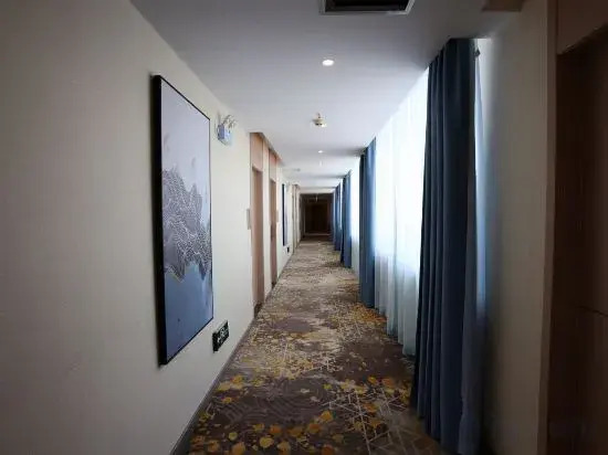 Longqiao Hotel (Yichang Yiting Three Gorges Airport)