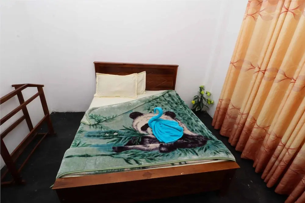 Yoho Oneeli Villa